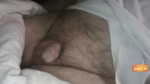 Hairy UK guy online show from 21, 2, 2026
