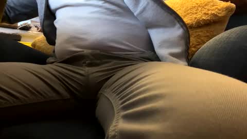 Snapshot of ukclive chatting on 4, 2, 2025 ukclive online show from 4, 2, 2025