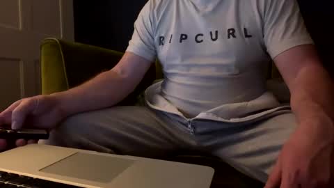 Snapshot of ukclive chatting on 9, 2, 2025 ukclive online show from 9, 2, 2025