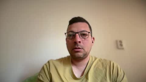 ukhalid82 online show from 18, 4, 2026