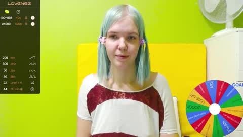 Snapshot of ultra_meow chatting on 26, 10, 2025 Roxy online show from 26, 10, 2025