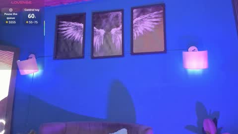 Snapshot of un_sluttyy chatting on 7, 11, 2025 un_sluttyy online show from 7, 11, 2025