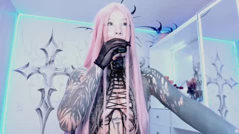 Elle Danielle  online show from 27, 12, 2024