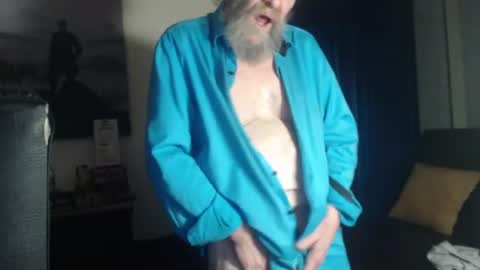 Uncle Hottie online show from 9, 7, 2026