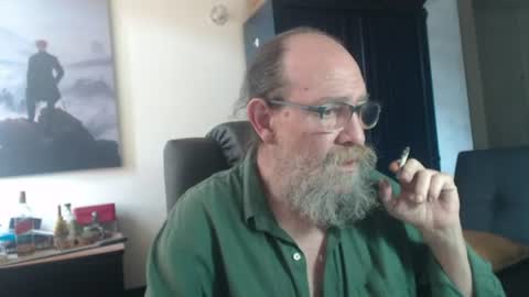 Uncle Hottie online show from 14, 7, 2026