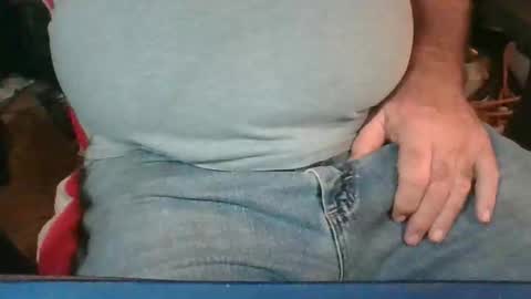 uncutmike7x5 online show from 30, 10, 2025