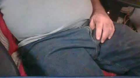 uncutmike7x5 online show from 14, 11, 2025