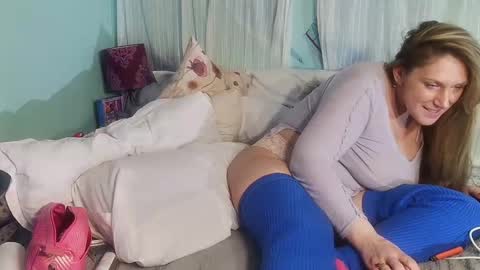 Snapshot of unforgettable138 chatting on 24, 1, 2025 Unforgettable138- Thankful to be Thankful Thanksgiving Broadcast Tonight xo online show from 24, 1, 2025