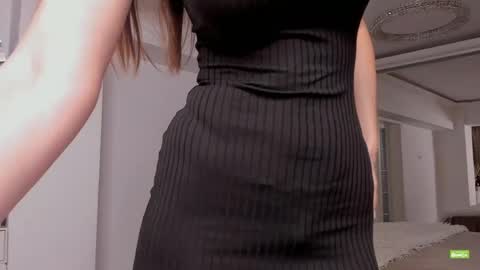 Silvia online show from 8, 4, 2026