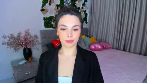 Patricia online show from 8, 3, 2025