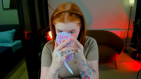 Snapshot of unicent chatting on 28, 4, 2026 Call me Mira thumbs up its make me happy online show from 28, 4, 2026
