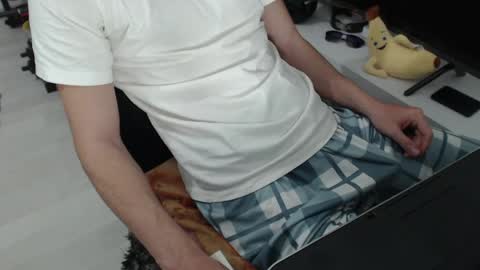 Snapshot of uniqueboy22 chatting on 20, 4, 2026 uniqueboy22 online show from 20, 4, 2026