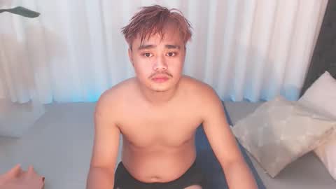 Snapshot of unloadedcumxxx chatting on 30, 9, 2025 Miss online show from 30, 9, 2025