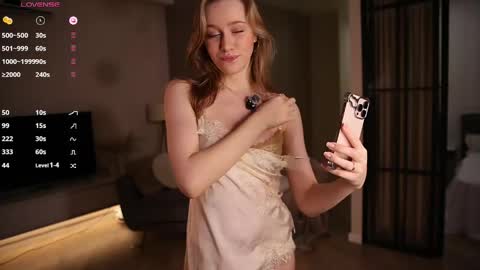 Snapshot of unnabella chatting on 5, 5, 2026 UnnaBella online show from 5, 5, 2026