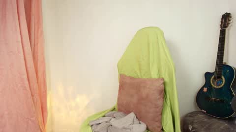 Snapshot of unu_nai chatting on 12, 2, 2026 new INSTA online show from 12, 2, 2026