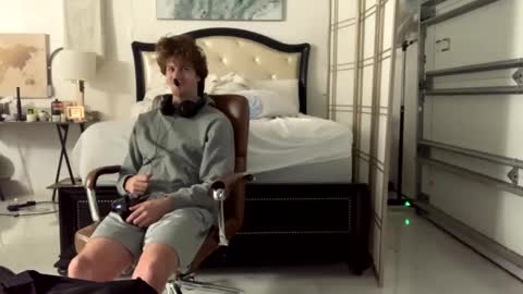 Stepbro online show from 8, 2, 2025