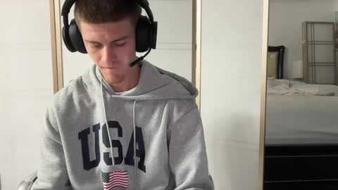 Stepbro online show from 20, 2, 2025