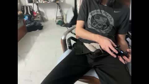 Stepbro online show from 28, 2, 2025