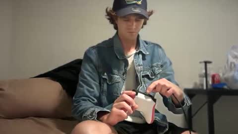 Stepbro online show from 17, 9, 2025