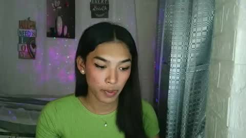 Snapshot of ur_dazzlingmorenaxx chatting on 20, 11, 2025 ur_dazzlingmorenaxx online show from 20, 11, 2025