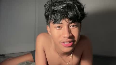 Snapshot of ur_fuckerbttm chatting on 9, 9, 2025 ur_fuckerbttm online show from 9, 9, 2025