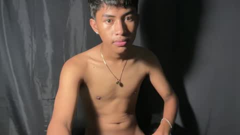 Snapshot of ur_fuckerbttm chatting on 28, 9, 2025 ur_fuckerbttm online show from 28, 9, 2025