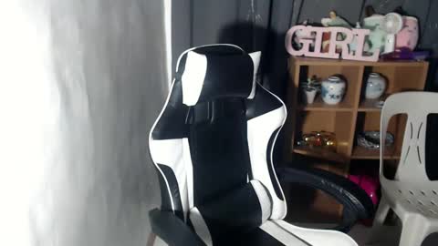 ur_goddess_marimar online show from 2, 3, 2025