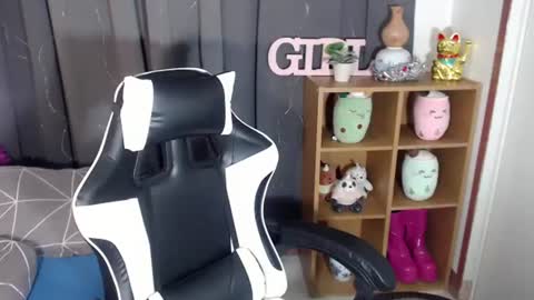 ur_goddess_marimar online show from 5, 3, 2025