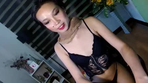 Saina Gonzales online show from 26, 4, 2026