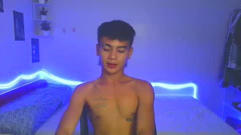 Snapshot of ur_naughtyboy_raphael chatting on 24, 9, 2025 ur_naughtyboy_raphael online show from 24, 9, 2025