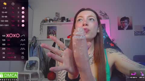 Snapshot of ur_olivia chatting on 26, 12, 2024 Olivia Kaufman online show from 26, 12, 2024