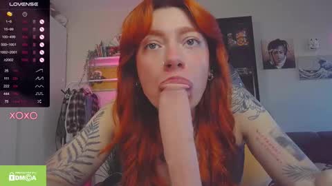 Snapshot of ur_olivia chatting on 25, 9, 2025 Olivia Kaufman online show from 25, 9, 2025