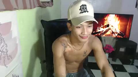 Snapshot of ur_raffy chatting on 21, 2, 2025 ur_raffy online show from 21, 2, 2025