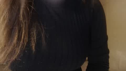 Snapshot of ur_truelyhot_trisha chatting on 17, 2, 2026 ur_truelyhot_trisha online show from 17, 2, 2026