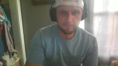Snapshot of ur_zaddy4now chatting on 19, 12, 2025 ur_zaddy4now online show from 19, 12, 2025