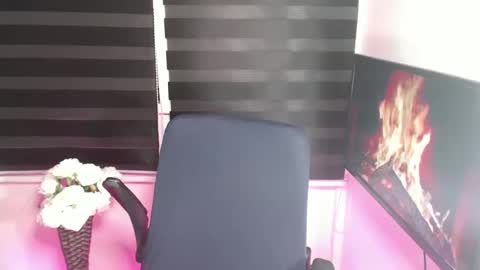 Snapshot of urasaintwink chatting on 7, 2, 2025 Bran online show from 7, 2, 2025