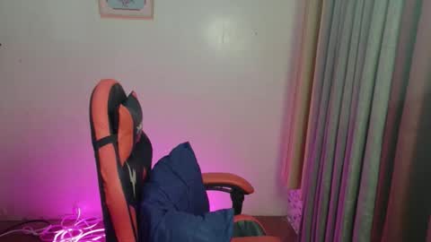 urasian_crisa online show from 24, 3, 2026