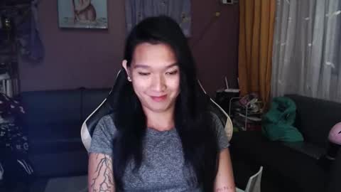 NEWRA  ALLISON online show from 12, 11, 2025