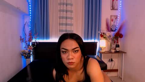 Snapshot of urasian_olivia1 chatting on 13, 1, 2025 Olivia online show from 13, 1, 2025