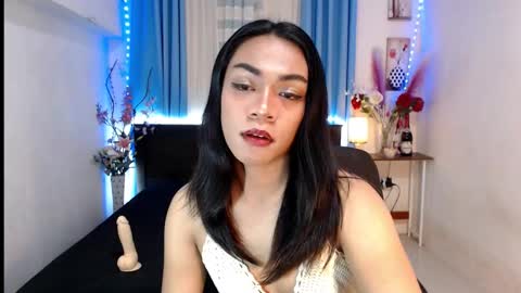 Snapshot of urasian_olivia1 chatting on 14, 1, 2025 Olivia online show from 14, 1, 2025