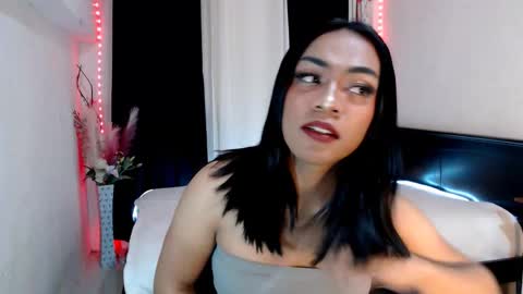 Snapshot of urasian_olivia1 chatting on 16, 2, 2025 Olivia online show from 16, 2, 2025