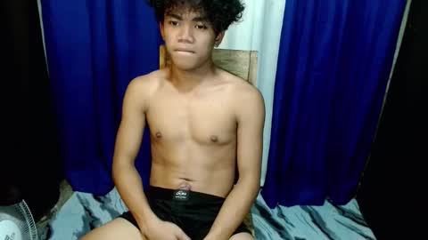 Snapshot of urboyvenz chatting on 16, 3, 2026 urboyvenz online show from 16, 3, 2026