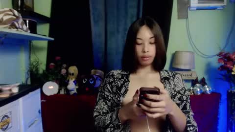 urcrushnextdoor_ online show from 25, 12, 2024