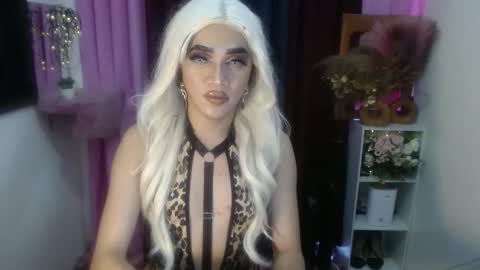 KENDALL online show from 7, 2, 2026