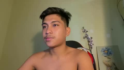 Snapshot of urcuteguy_jhonx chatting on 11, 11, 2025 Dannie online show from 11, 11, 2025