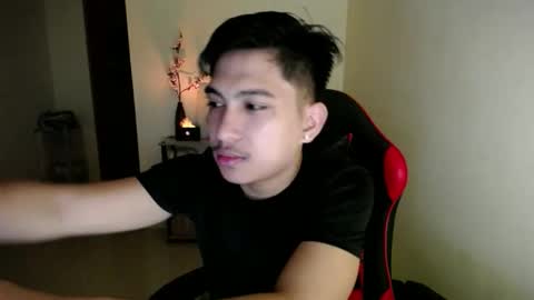 Snapshot of urcuteguy_jhonx chatting on 16, 11, 2025 Dannie online show from 16, 11, 2025