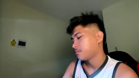 Snapshot of urcuteguy_jhonx chatting on 1, 2, 2026 Dannie online show from 1, 2, 2026