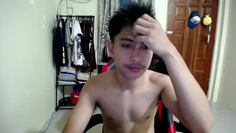 Snapshot of urcuteguy_jhonx chatting on 20, 4, 2026 Dannie online show from 20, 4, 2026