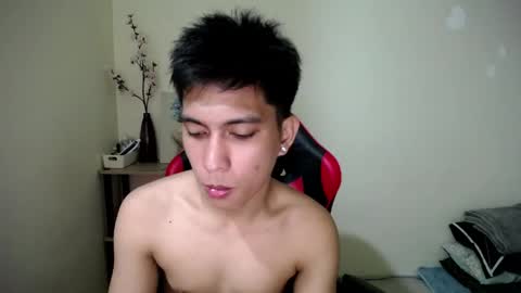 Snapshot of urcuteguy_jhonx chatting on 4, 6, 2026 Dannie online show from 4, 6, 2026