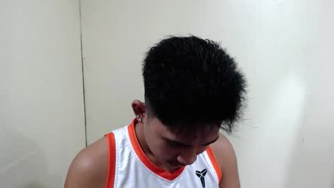 Snapshot of urcutie_asianboy chatting on 26, 9, 2025 KEN online show from 26, 9, 2025